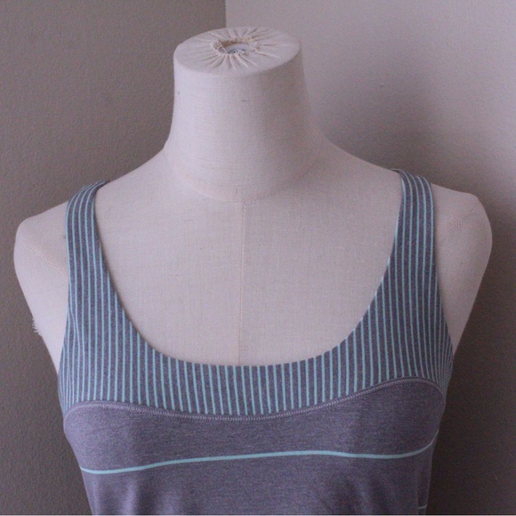 •lululemon• - Picture 2 of 4